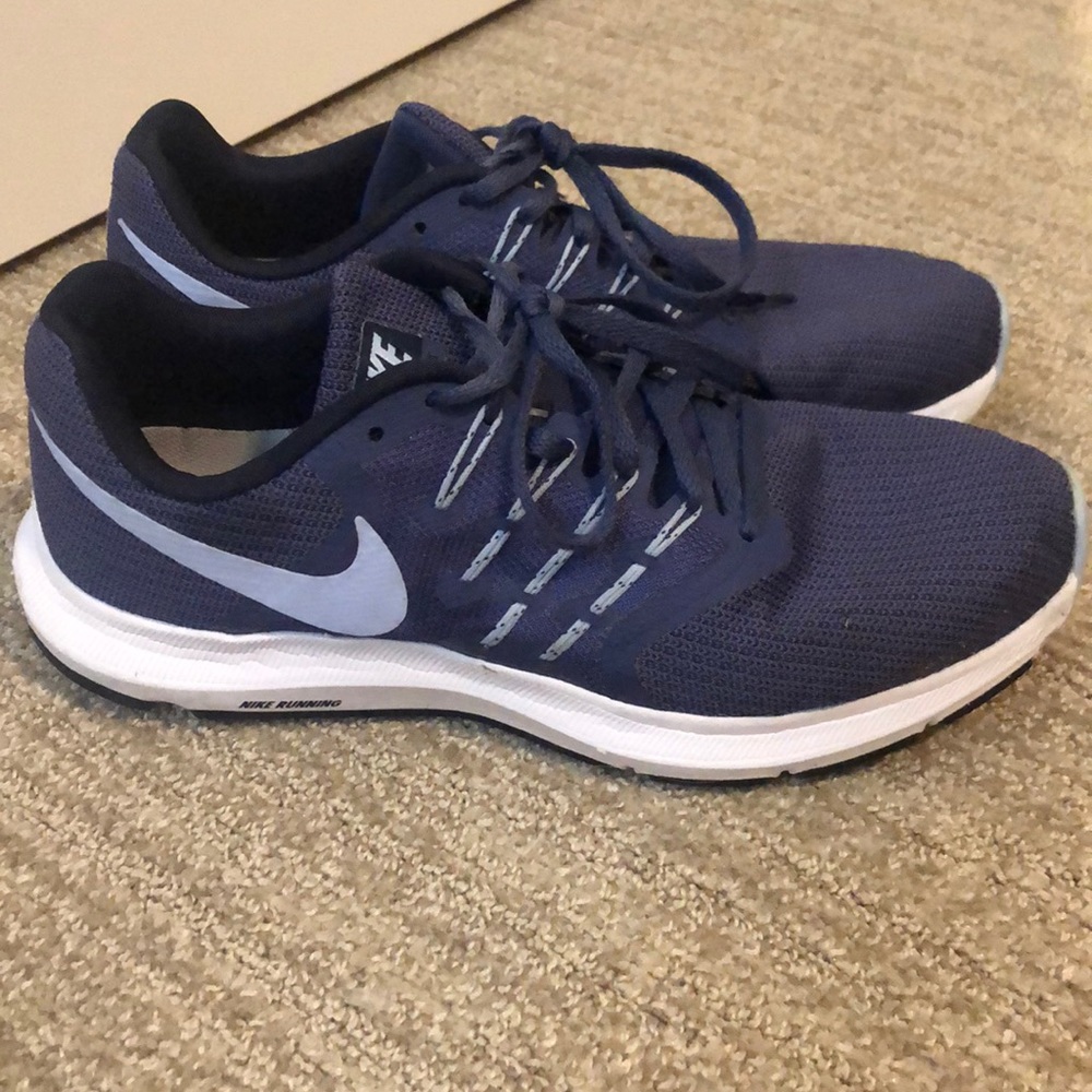 Women’s Nike running shoes